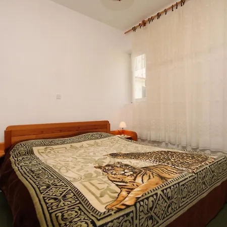 With A Parking Space Pag - 6327 * Pag Town